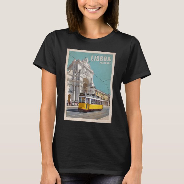 Gult Tram, Augusta Street Arch. Lissabon, Portugal T Shirt (Framsida)