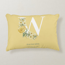 Gult Vintage Flowers Initial Baby Birgats Stats Prydnadskudde