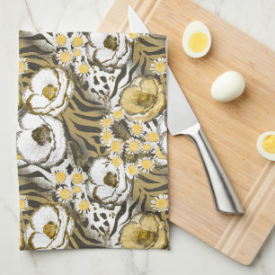 Gult, vita blommor i tigerbakgrund kökshandduk