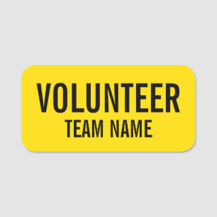 Gult Volunteer Badge med Anpassningsbar Team Namn Namnbricka