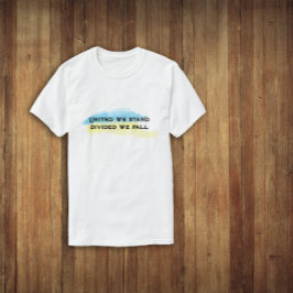 Gultens blå ukrainsk flagga förenat står citat t shirt