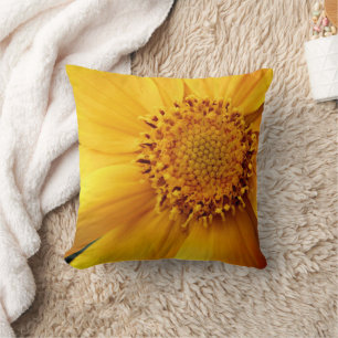 Gultens Daisy, blommor och centerstängning Kudde