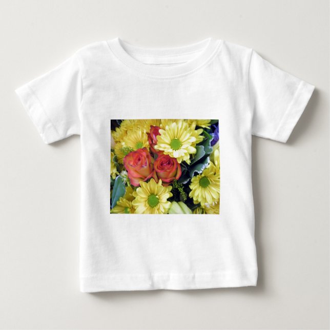 Gultens Daisy och Röd ros T-shirt (Framsida)