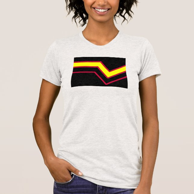 Gummi / Latex Pride Flagga T Shirt (Framsida)