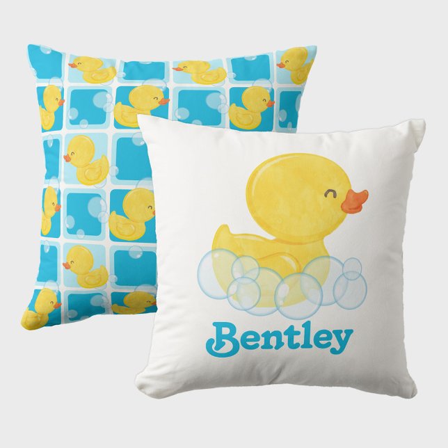 Gummiank med pojknamn kudde (Boy Watercolor Rubber Duck Throw Pillow Personalized with Name)