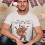 Gun Älskare Santa Deck, skottlossningen T Shirt<br><div class="desc">Den här designen kan vara personlig i det område som tillhandahålls genom att ändra fotot och/eller text. Du kan också anpassa den genom att klicka på Anpassa den här mallen och sedan välja klicka för att anpassa ytterligare alternativ och ta bort eller ändra färg i bakgrunden, lägga till text, ändra...</div>
