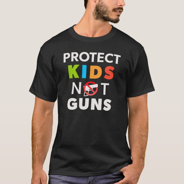 Gun Control - Skydda barn, inte vapen T Shirt (Framsida)