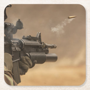 Gun Eject-Snäcka Underlägg Papper Kvadrat