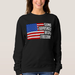 Guns Whiskey Beer Freedom 2:a ändring Flagga Patri T Shirt