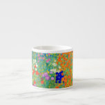 Gustav Klimt Blomsterträdgård Espressomugg<br><div class="desc">Espresso Kopp med Gustav Klimts oljemålning Blomsterträdgård (1906). En vacker trädgård av lila,  rött,  vitt,  blått och orange blommor. En underbar gåva till fläkt av Art nouveau och österrikisk konst.</div>
