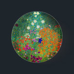 Gustav Klimt Blomsterträdgård Knapp<br><div class="desc">Knapp med Gustav Klimts Blomsterträdgård för oljemålning (1906). En vacker trädgård av lila,  rött,  vitt,  blått och orange blommor. En underbar gåva till fläkt av Art nouveau och österrikisk konst.</div>