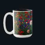 Gustav Klimt Blomsterträdgård Två-Tonad Mugg<br><div class="desc">Kaffe Mugg som innehåller Gustav Klimts oljemålning Farm Garden med solblommor (1907). En vacker trädgård av solblommor och grönblå,  röd,  lila,  rosa och vita blommor. En underbar gåva till fläkt av Art nouveau och österrikisk konst.</div>