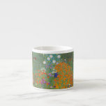 Gustav Klimt Blomsterträdgård Typ av skydd Espressomugg<br><div class="desc">En vacker trädgårdsmålning - det här är en klassisk målning av Gustav Klimt,  som heter Cottage Garden,  eller Bauergarten,  1907,  som är en nära blomsterträdgård,  en färgstark blommigt.</div>