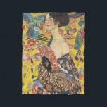 Gustav Klimt Dam med Fläkt Art nouveau-färg Fleecefilt<br><div class="desc">Gustav Klimt Dam med Fläkt Art nouveau-målning Denna halva porträtt av en vacker kvinna har en gult med asiatiska ornament, färgstarka fåglar och blommor. Dam bär en klänning i stil på en kimono präglad av motiv för en kinesisk drakklänning. Vackra konstnärliga romantiska dekorativa bror konsmålning. Se mer av våra Gustav...</div>