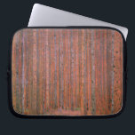 Gustav Klimt Fir Forest Tannenwald Red Träd Laptop Fodral<br><div class="desc">Vintage Gustav Klimt Fir Forest - Art nouveau Red Träd Denna vackra vintage av träd är av konstnären Gustav Klimt. Målningen, som heter Fir Forest I, eller Tannenwald, visar oss ett vackert landskap med Red Fir Träd, genom en tät skog. Gustav Klimt fångade vibrationskänslan i den här landskapsmålningen. Skogen var...</div>
