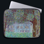 Gustav Klimt i Upper Austria Laptop Fodral<br><div class="desc">Gustav Klimt, som är ett vintage av bran Viktorian Era, är en konst. En naturscen med träd och en fält av blommor med en lada på en gård. Den stora trästrukturen har fönster. Om konstnären: Gustav Klimt (1862-1918) var en österrikisk symbolmålare och en av de mest framstående medlemmarna i rörelsen...</div>