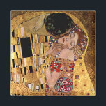Gustav Klimt: Kiss (detaljer) Magnet<br><div class="desc">En vacker klassisk magnet med ett romantiskt par som delar en kyss,  målad av den österrikiska symbolmålaren Gustav Klimt. com.</div>
