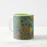 Gustav Klimt - Land Garden med solblommor Två-Tonad Mugg<br><div class="desc">Land Garden med solblommor/lantgårdsträdgård med solblommor - Gustav Klimt 1905-1906</div>