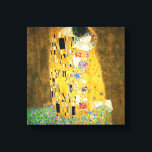 Gustav Klimt, målning av Kiss Vintage Art nouveau Canvastryck<br><div class="desc">Gustav Klimt The Kiss Vintage Art nouveau Painting the Kiss (på tyska: Der Kuss) målades av den österrikiska symbolmålaren Gustav Klimt mellan 1907 och 1908, höjdpunkten för hans gyllene period, när han målade ett antal verk i ett liknande gyldat stil. Målningen betraktas allmänt som ett mästerverk i den moderna tiden...</div>