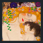 Gustav Klimt - Poster i Mor och barn<br><div class="desc">Gustav Klimt - Mor och Child - Mor och Child är en detaljerad del av 1905 års treårsålder av kvinnomålning. Den här målningen kallas också "Le Tre Eta Della Donna". I den här bilden fokuserar vi bara på en del av teckningen,  mor och barnet.</div>