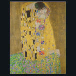 Gustav Klimt "The Kiss"<br><div class="desc">Gustav Klimts mästerverk: "Kiss". "The Kiss", skapat av den österrikiska målaren Gustav Klimt. Det anses vara hans mest berömd. Han målade det mellan åren 1907 och 1908, vilket var höjdpunkten i hans "gyllene period" när han målade upp ett antal verk som använde guld löv. Österrike betraktar "The Kiss" som en...</div>