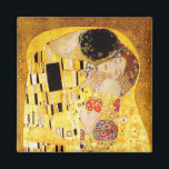 Gustav Klimt the Kiss Magnet<br><div class="desc">Gustav Klimt Kiss Gustav Klimt använde guld i sitt vackra arbete med kvinnor och dekorativa konst i art nouveau. Klimtmålningen kallades "The Kiss" och är det mest välkända art nouveau han någonsin målat upp. Gustav Klimt-målningen är av en kvinna och man i art nouveau i ett omfamnande. Färg är överväldigande...</div>