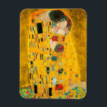 Gustav Klimt the Kiss Magnet<br><div class="desc">Magnet med Gustav Klimts oljemålning med guld löv Kiss (1908). En man och kvinna,  som bär briljant gyllene färg,  tar gärna till sig och kysser i ett fält av blommor. En underbar gåva till fläkt av Art nouveau och österrikisk konst.</div>