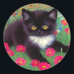 Gustav Klimt Tuxedo Cat Runt Klistermärke<br><div class="desc">Stickers med en Gustav Klimt tuxedo-katt! Denna vackra svarta och vita kattunge ligger i fält av röda,  blå,  vita och orange blommor. En fantastisk-gåva till kattälskare och österrikiska konstentusiaster!</div>