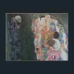 Gustav Klimt Vintage Art nouveau död och livstid Vykort<br><div class="desc">Död och livstid (1908) av Gustav Klimt är en vintage av bra av Viktorian Era Symbolism med två olika inslag, Life and Death. På den lämnat döden återges en klassisk grimbok med en slipande skalle, täckt i en mörk med en religiösa kor. På högerna finns en grupp huvudsakligen unga kvinnor...</div>