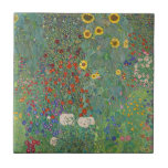 Gustav Klimts Farm Garden med solblommor Kakelplatta<br><div class="desc">För in den tidlösa skönheten hos Gustav Klimts "Farm Garden med solblommor" i ditt hem med den här fantastiska keramiska plattan. Den här ikonmålningen är digitalt förbättrad för att fånga upp alla vibrerande detaljer och utstrålar värme och fridhet. Föreställ dig den glädje och inspiration som kommer från att visa ett...</div>