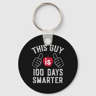 Guy är 100 dagar smartare skola nyckelring