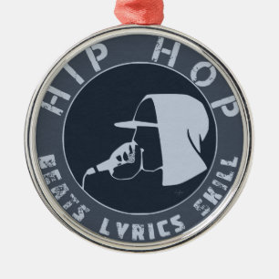 GUY IN HOODIE RAPPPPORT PÅ MIC JULGRANSPRYDNAD METALL
