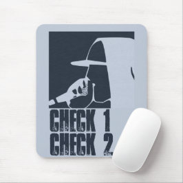 GUY IN HOODIE RAPPPPORT PÅ MIC MUSMATTA