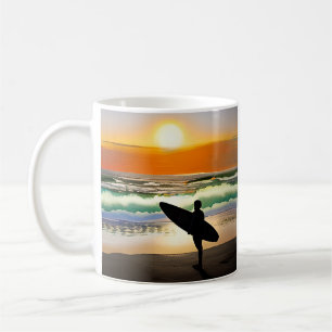 Guy on Beach med Surfa Board Sunset Kaffemugg