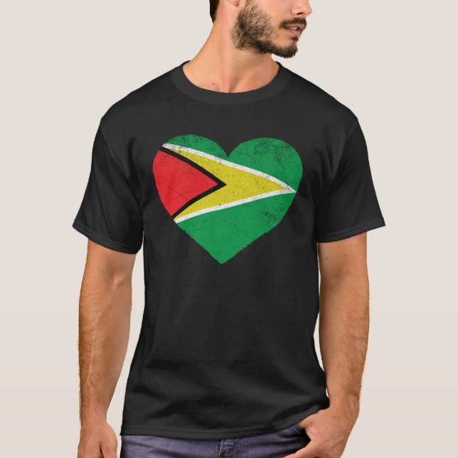Guyanese Flag Heart I Love Guyana T Shirt (Framsida)