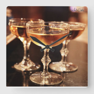 gyllene champagnejdricka kök bar klocka