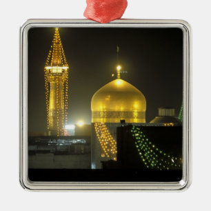 Gyllene kupolen på Imam Reza Shrine Complex vid Julgransprydnad Metall