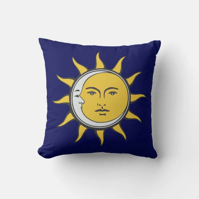 Gyllene sol och silvermåne på marinblå kudde (Framsida)