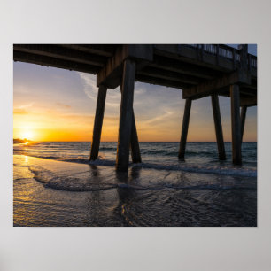 Gyllene soluppgång under Pensacola Pier-affisch Poster