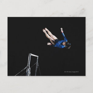 Gymnast (16-17) hoppar från barr vykort