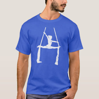Gymnast som gör aerial silk rörelser sport t shirt