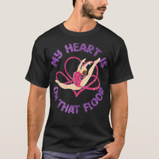 Gymnastiken Mamma är mitt hjärta på Golv T Shirt