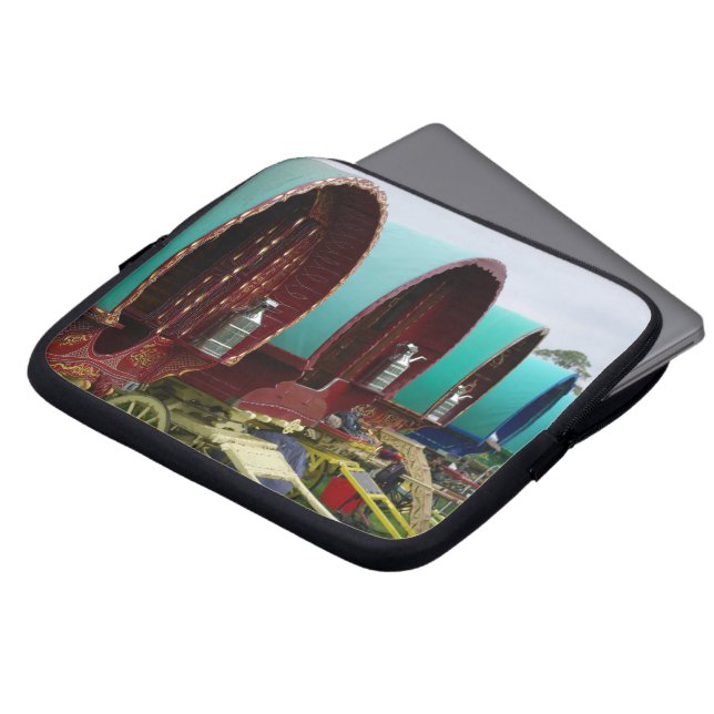 Gypsy caravan laptop sleeve (Framsida topp)