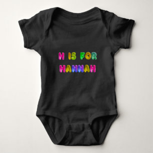 H är till Hannah Design - Behandla dig själv eller T Shirt