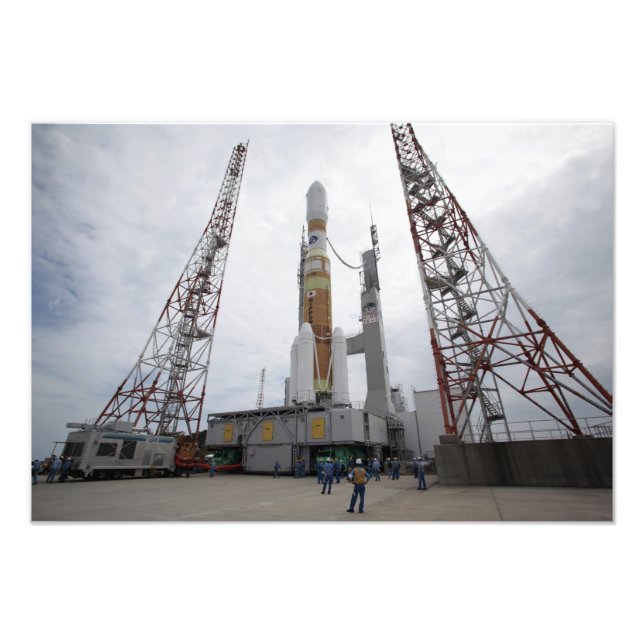 H-IIB-raketen på startplattan Fototryck (Framsidan)