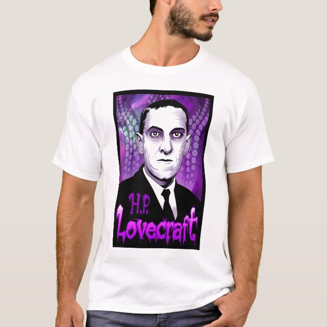 H.P. Lovecraft porträtt (lilor) Tee (Framsida)