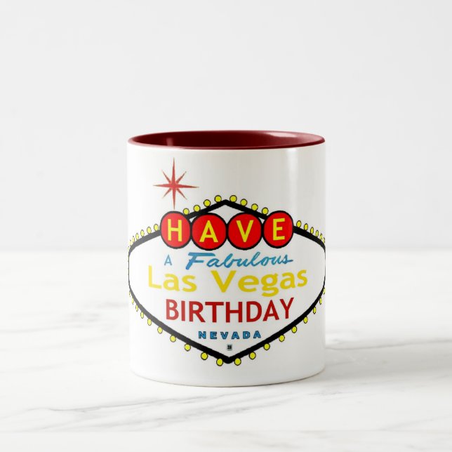 Ha en Fabulous Las Vegas Birthday Mugg (Center)