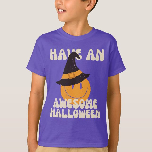 Ha en Fantastisk Halloween Witch Hat T Shirt (Framsida)