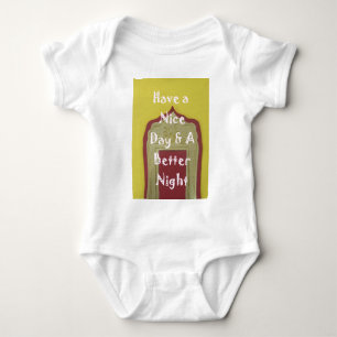 Ha en trevlig dag och en bättre bild i nattetid t-shirt