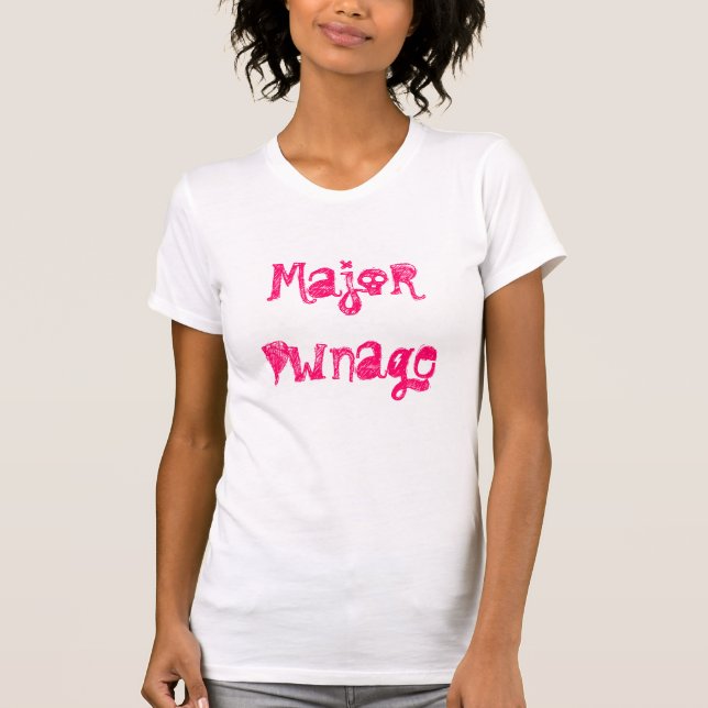 Ha som huvudämne Pwnage Tee (Framsida)